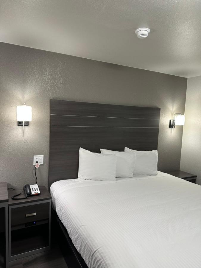 Sleepy Traveler Motel Wagoner Екстериор снимка